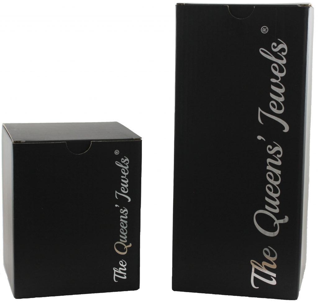 The Queens' Jewels Merry Christmas Wine Glass